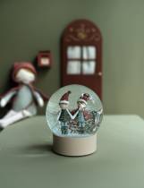 boule-de-neige-decorative-lutins