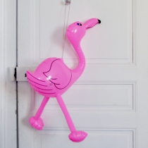 Flamant-rose-gonglable-rose