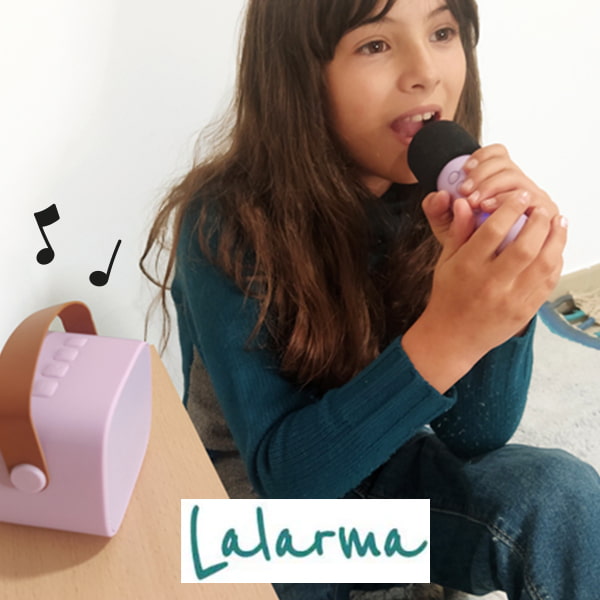 Ide cadeau original  offrir aux enfants : le karaok connect Lalarma !