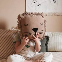 Coussin en coton bio pour décoration chambre d'enfant 