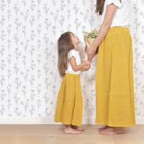 papier-peint-camomille-fond-blanc-lilipinso