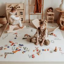 Apprenez l'alphabet avec le tapis EEVAA de Play and Go