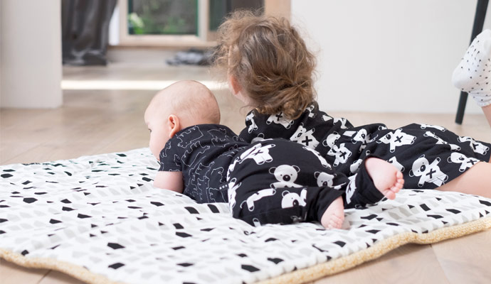 Grand tapis de jeux pour bébé en mousse