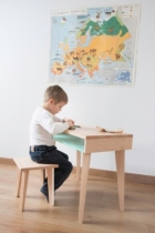 Tabouret-enfant-bois-massif-paulette-sacha