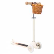 trottinette-couleur-creme-banwood