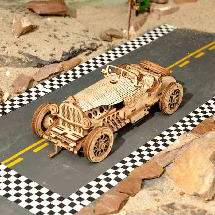 Maquette voiture à construire métal - Arena Ludica